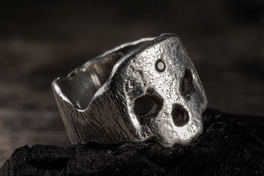 Kame Ring - Black Diamond