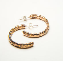 Load image into Gallery viewer, Ancient Bronze Casted Earrings