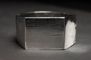 Drifter Signet Ring