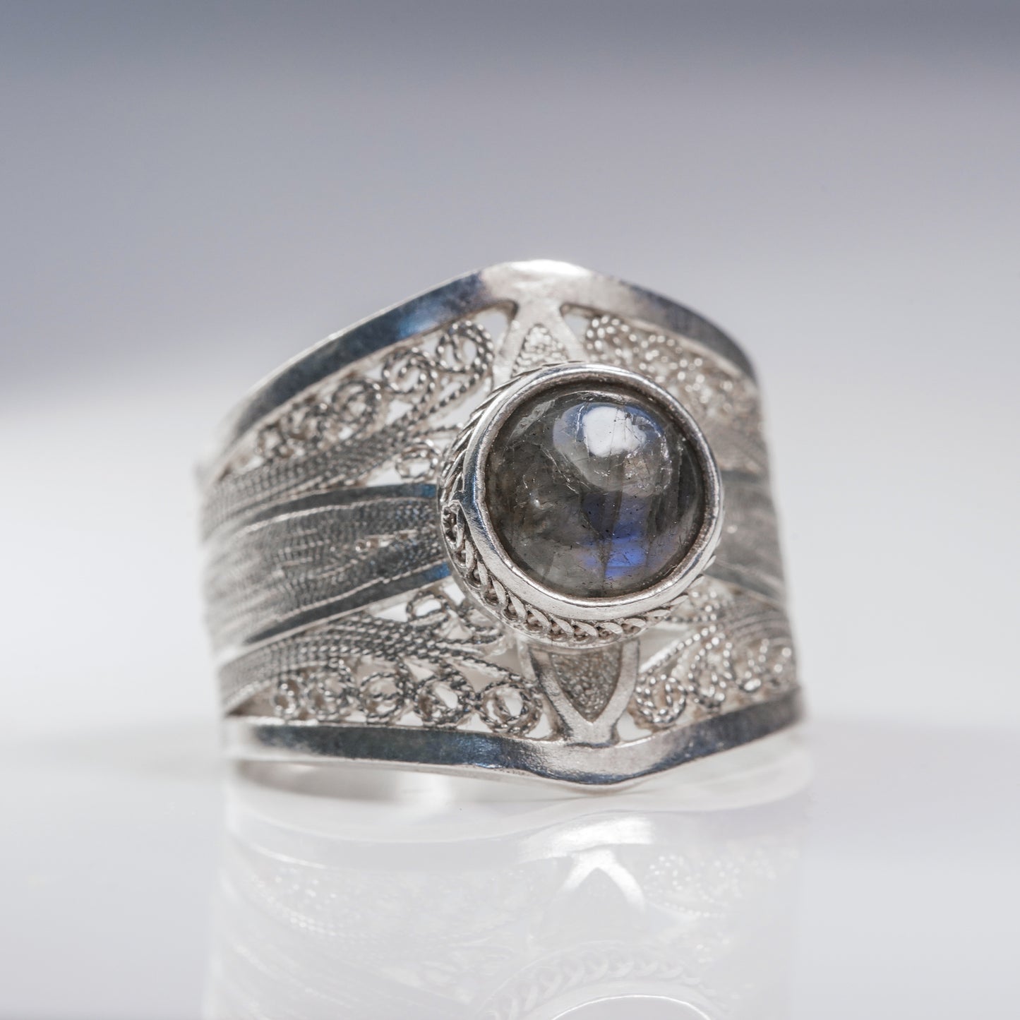 Labradorite Filigree Ring - Size 7