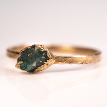 Load image into Gallery viewer, Raw Colombian Emerald -  Size 8