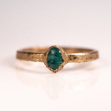 Load image into Gallery viewer, Colombian Emerald -  Size 4